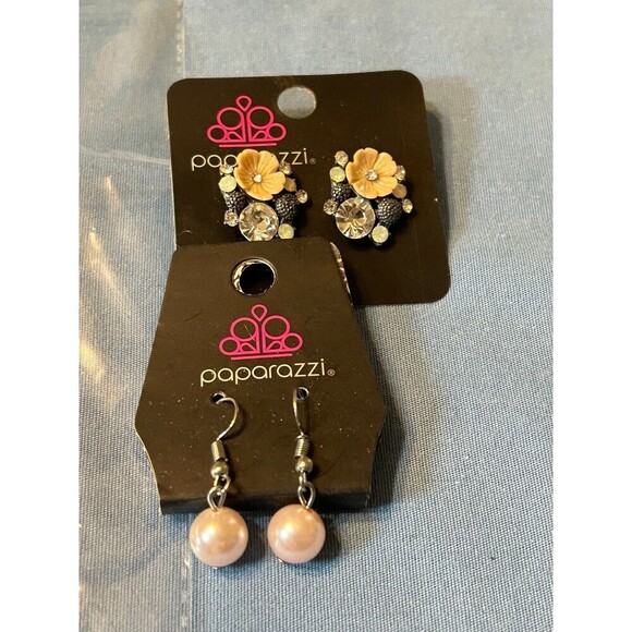 Paparazzi New Sealed Necklaces and Other Jewelry Lot of 5 - Picture 5 of 5